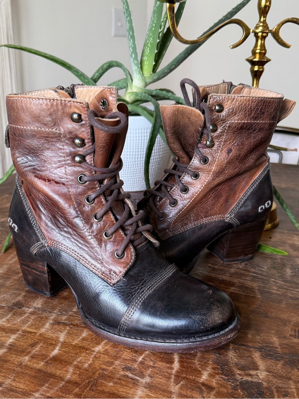 Bed Stu Judgement Two-Tone Brown/Black Leather Lace-Up Heeled Boots 9 - Picture 8 of 15